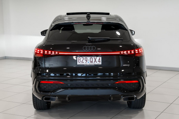 2026 Audi Q5 e-hybrid 270kW SUV image 5