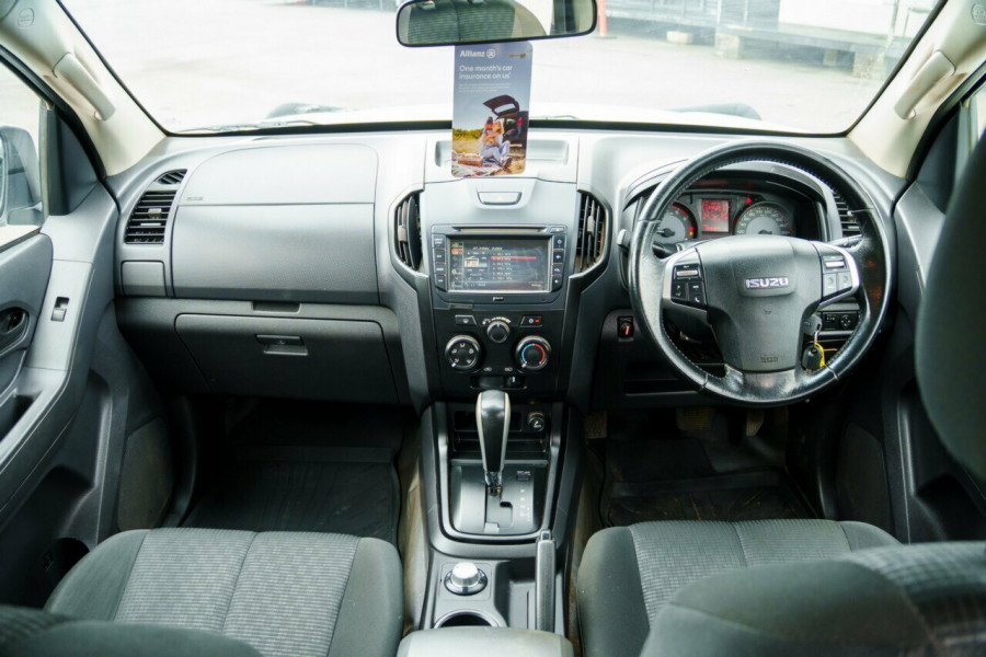 2018 MY17 Isuzu D-MAX MY17 SX Cab Chassis Image 13