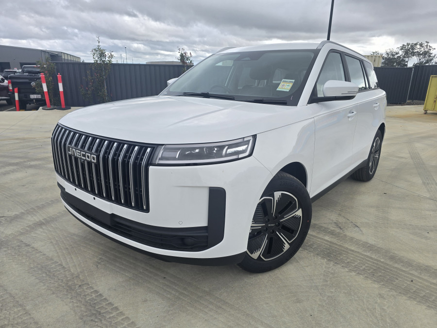 2026 Jaecoo J5  Summit SUV Image 3