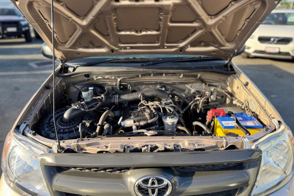 2008 Toyota HiLux TGN16R WorkMate Cab Chassis Image 14
