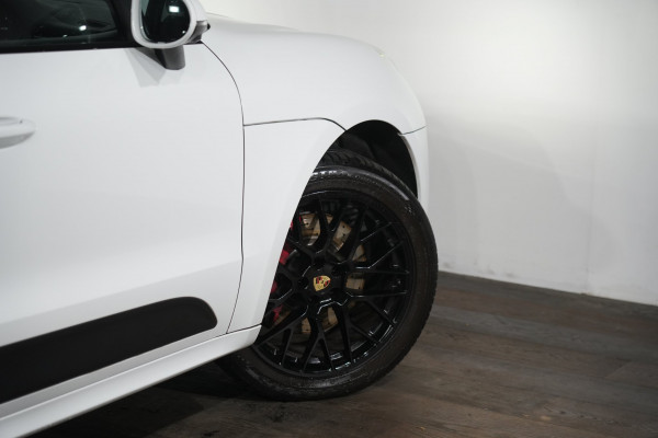 2021 Porsche Macan GTS SUV Image 10