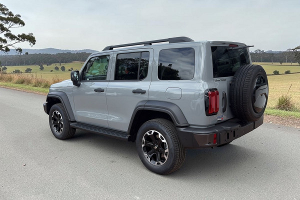 2026 GWM Tank 300 P01 Ultra Hi4-T PHEV SUV Image 6