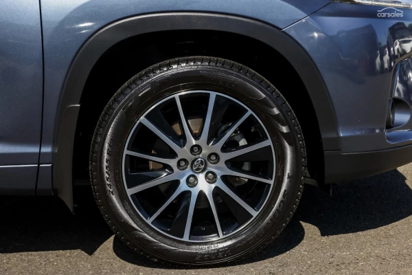 2018 Toyota Kluger GSU50R Grande SUV Image 24