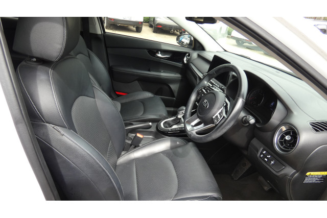 2020 MY21 Kia Cerato BD MY21 SPORT NAV Hatch Image 14