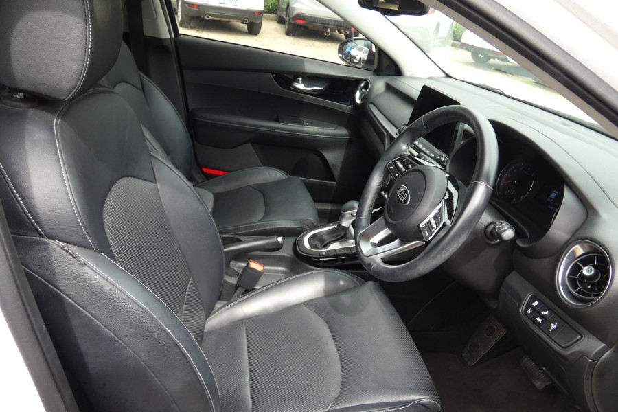 2020 MY21 Kia Cerato BD MY21 SPORT NAV Hatch Image 14