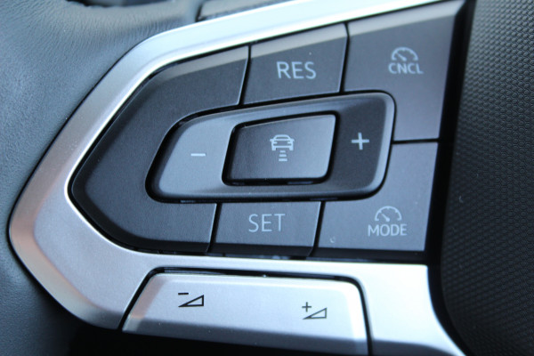 2025 MY26 Volkswagen Tayron R4 150TSI Elegance SUV Image 18