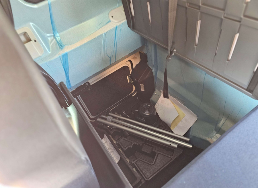 2025 Iveco S-way AXLE RIGIDS Cab Chassis Image 13