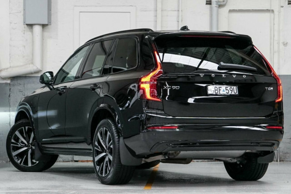 2025 MY26 Volvo XC90 L Series Ultra B5 Dark SUV Image 3