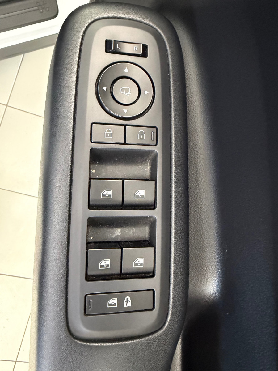 2024 MY25 Hyundai Santa Fe MX5.V1 Hybrid SUV Image 40