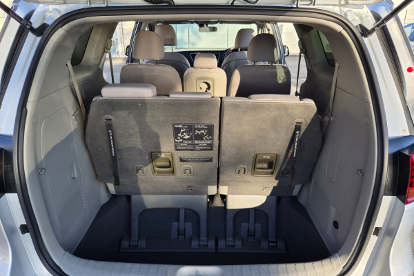 2020 Kia Carnival YP S Van Image 15