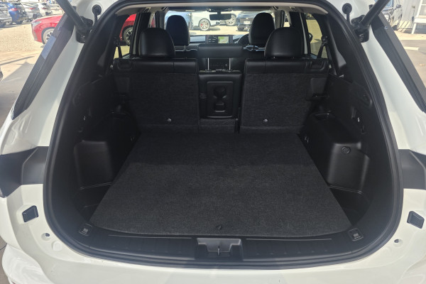 2025 Mitsubishi Outlander ZM Exceed SUV Image 12