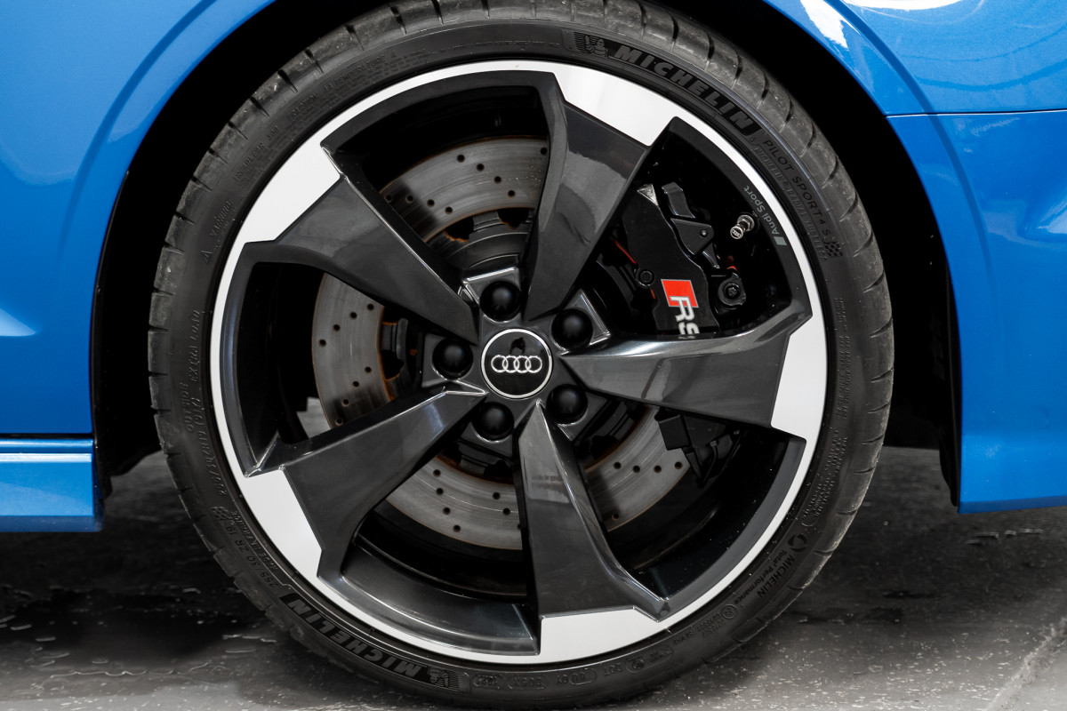 2020 Audi Rs 3 3 2.5 Tfsi Quattro Carbon Editn Sedan Image 6
