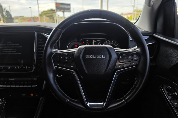 2021 Isuzu MU-X RJ LS-T SUV Image 21