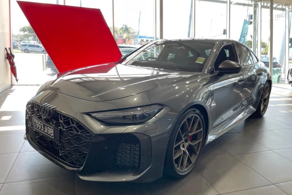 2026 Audi RS 5 Sedan Image 7