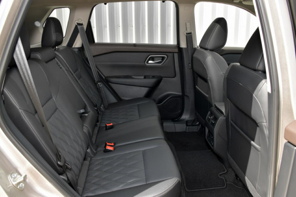 2025 Nissan X-Trail T33 Ti-L e-POWER SUV Image 5