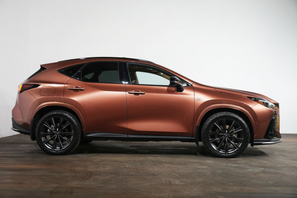 2025 Lexus NX NX450h+ F Sport SUV Image 4