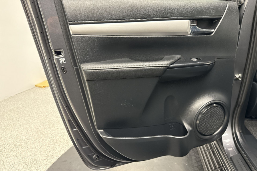2023 Toyota HiLux GUN126R SR5 Ute Image 15