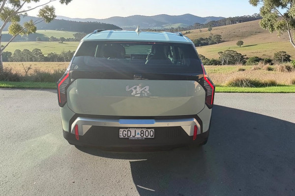 2026 MY27 Kia EV3 SV Air Long Range SUV Image 5