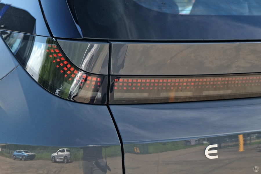 2026 Hyundai ELEXIO OE1.V1 Elite SUV Image 8