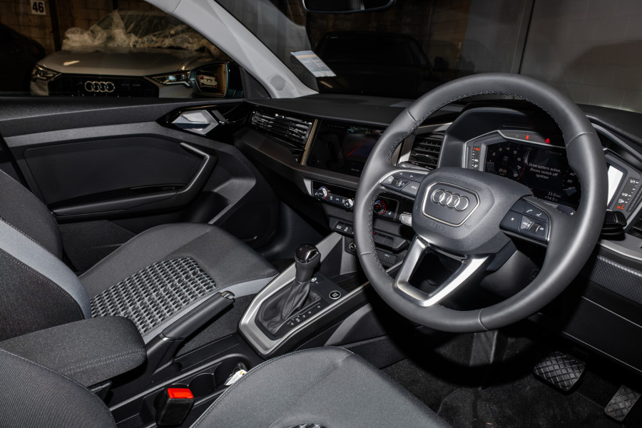 2025 Audi A1 GB 40 TFSI S line Hatch
