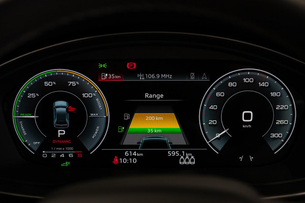 2025 Audi Q5 FY 55 TFSI e S Line SUV image 12