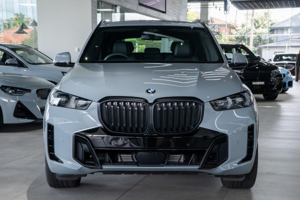2026 BMW X5 G05 LCI xDrive30d M Sport SUV image 4