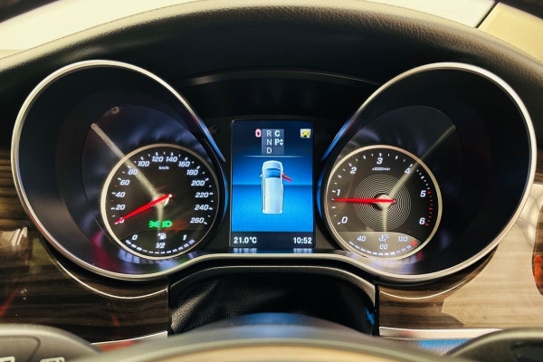 2021 Mercedes-Benz V-Class 447 V250 d Avantgarde People Mover Image 23
