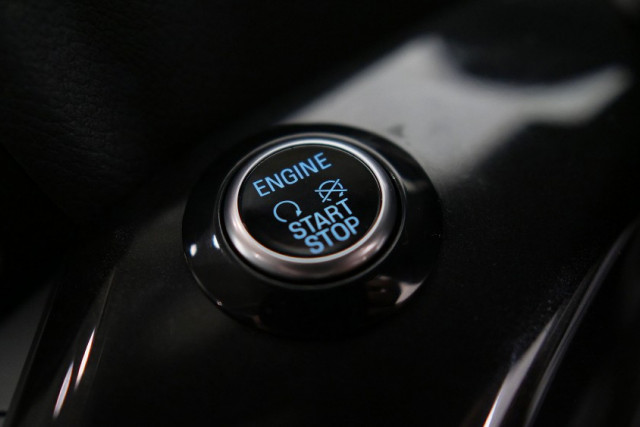 2018 Ford Escape Titanium 13 of 26