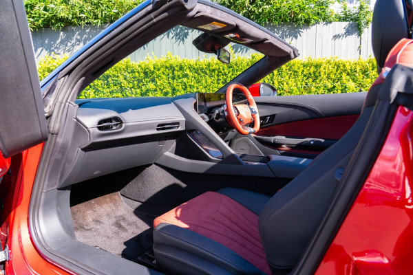 2026 MG Cyberster 77KWH AWD Convertible Image 12