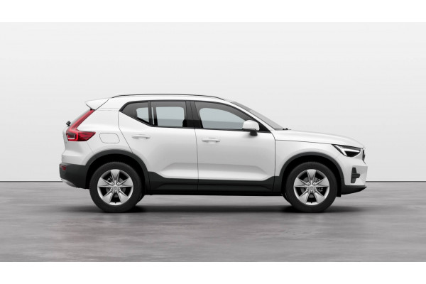 2024 Volvo XC40 XZ Plus B4 SUV Image 5