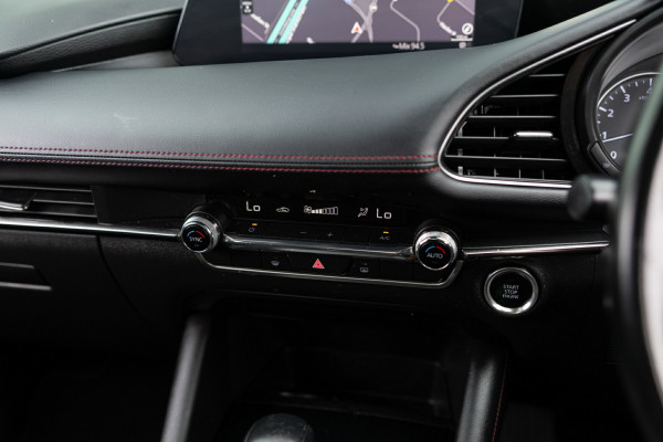 2022 Mazda 3 BP Series G25 Evolve SP Sedan Image 23