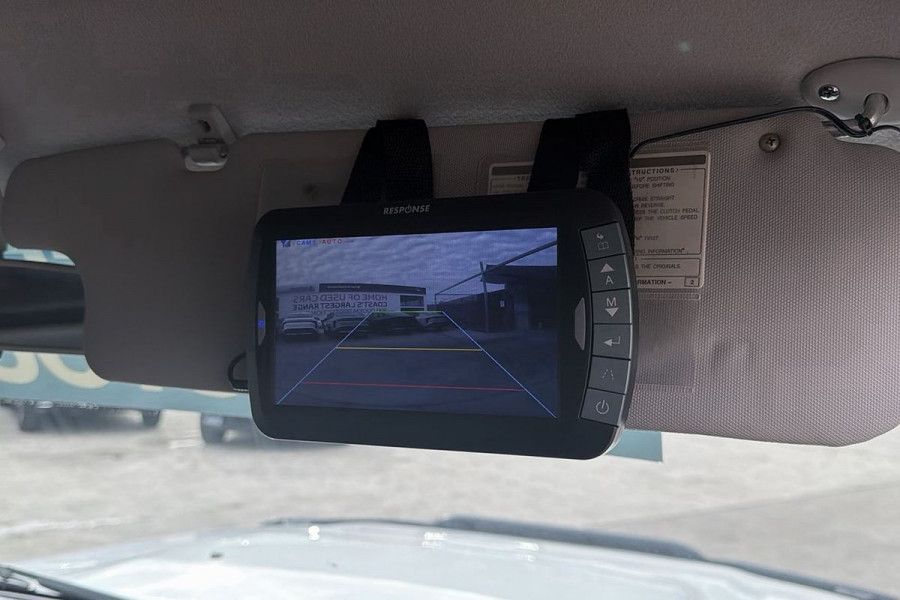 2013 Toyota LandCruiser VDJ76R GX Cab Chassis Image 22