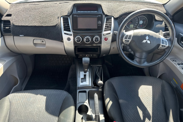 2015 MY14 Mitsubishi Challenger PC Wagon Image 12