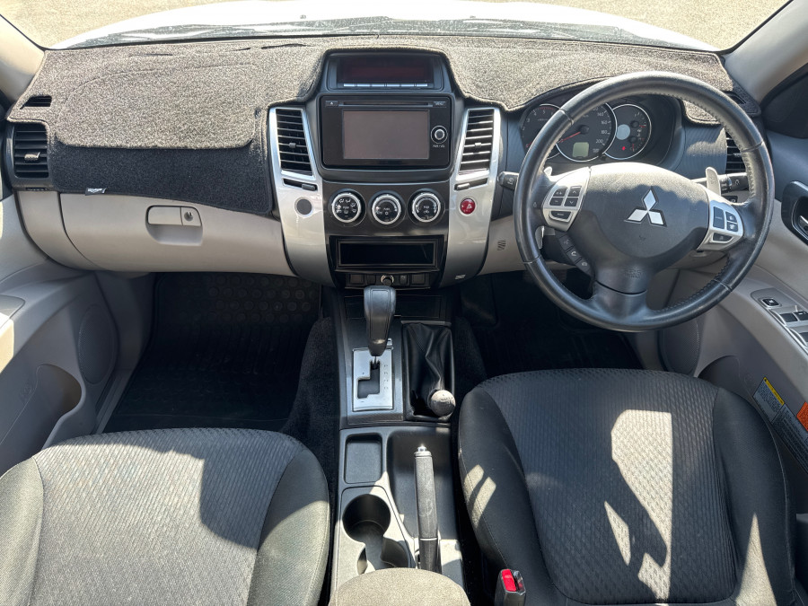 2015 MY14 Mitsubishi Challenger PC Wagon Image 12