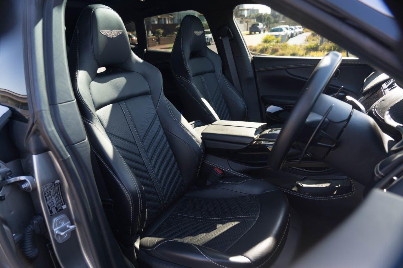 2022 Aston Martin DBX 707 SUV Image 9