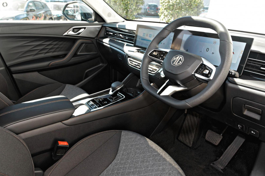 2024 MY24.5 MG HS AS33 Vibe SUV Image 7