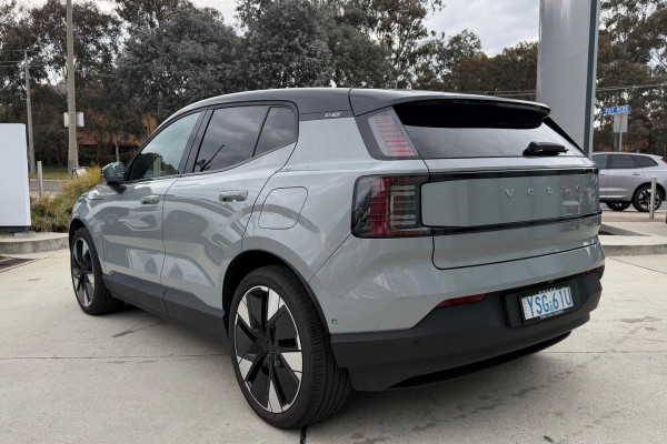 2024 Volvo EX30  Twin Motor Performance Ultra SUV Image 5