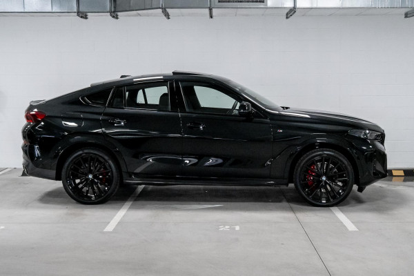 2026 BMW X6 G06 LCI xDrive40i M Sport SUV image 3