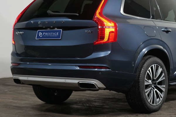 2021 Volvo XC90 L Series T6 Momentum SUV Image 8