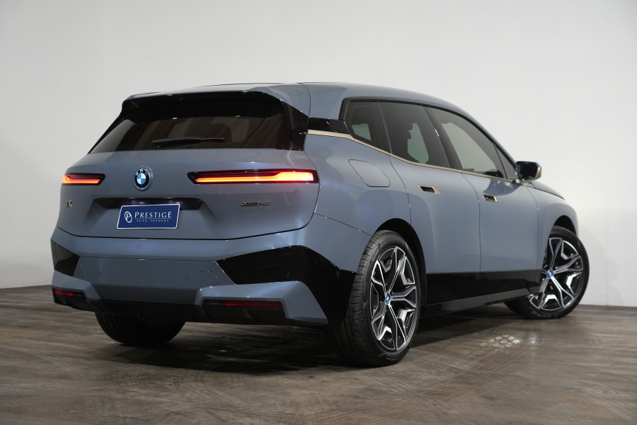 2022 BMW iX xDrive40 SUV