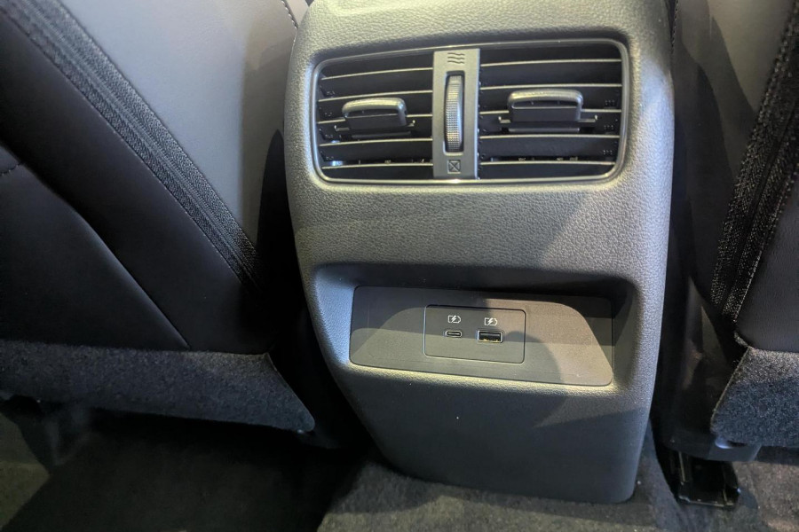 2024 Nissan QASHQAI J12 Ti e-POWER SUV Image 13