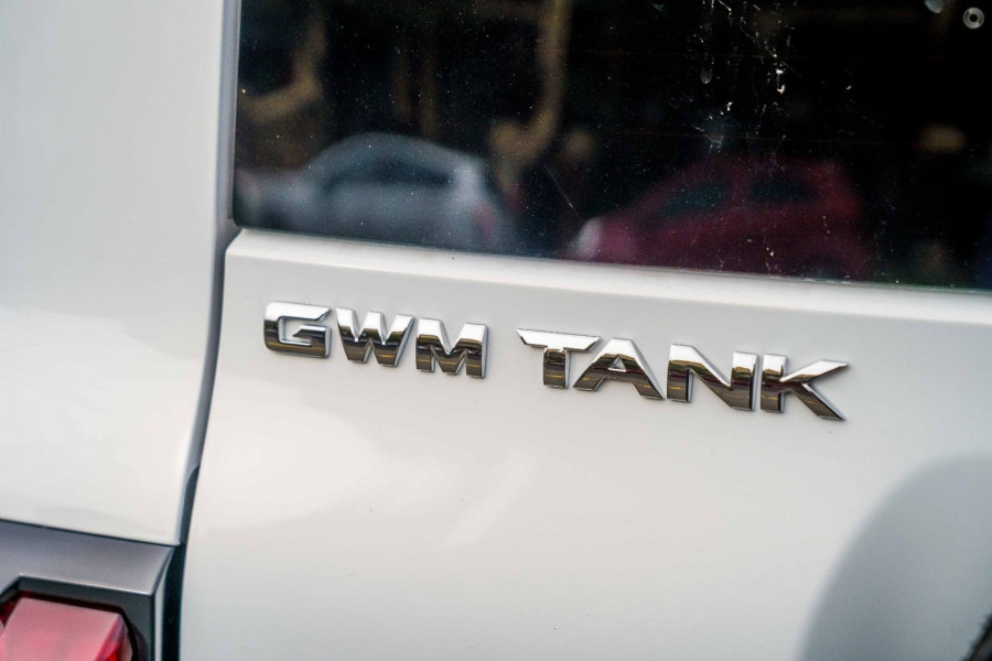 2026 GWM Tank 300 P01 Lux Hi4-T PHEV SUV Image 12