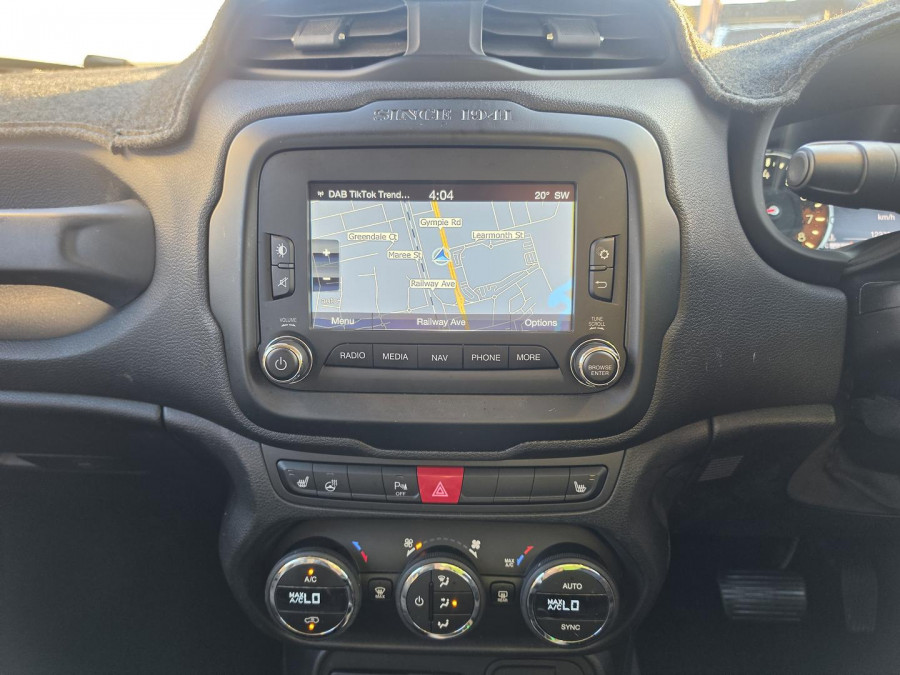 2016 Jeep Renegade BU Limited SUV Image 21