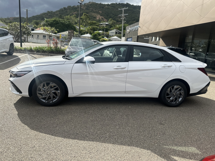 2026 Hyundai i30 CN7.V4 Sedan Image 4
