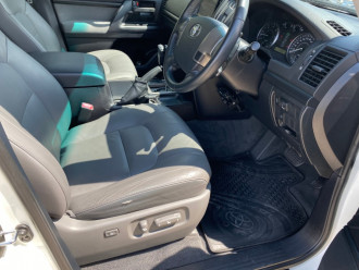 2011 MY10 Toyot Landcruiser VDJ200R  Altitude Wagon