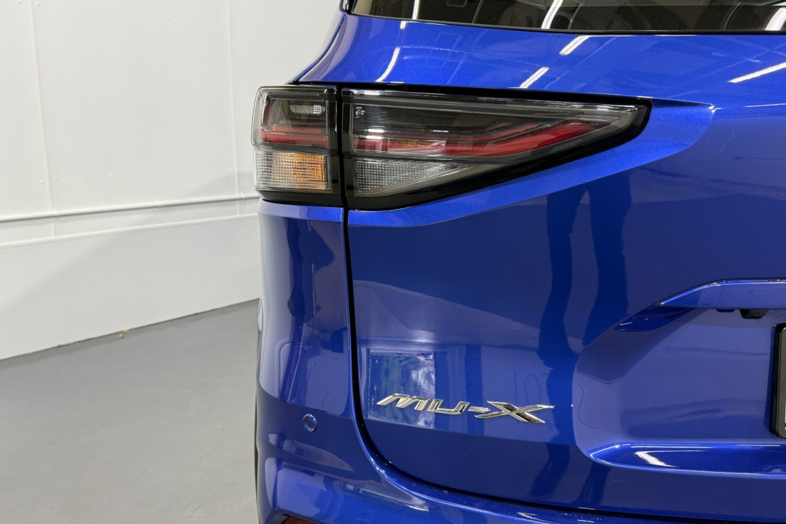 2023 Isuzu MU-X RJ LS-M SUV Image 26
