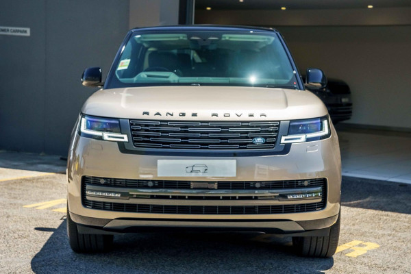 2024 MY25 Land Rover Range Rover L460 D350 Autobiography SUV image 3
