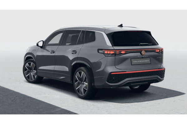 2026 Volkswagen Tayron R4 200TSI eHybrid R-Line SUV Image 3