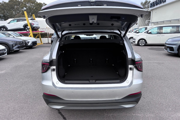 2025 MG MGS5 EV ZS3EM Essence 62 SUV Image 5
