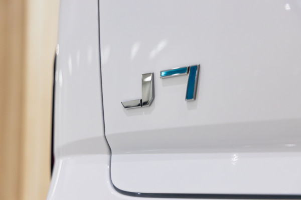 2027 Jaecoo J7 SHS Summit Wagon image 13